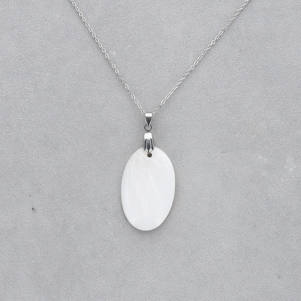 Scolécite Cabochon percé 50