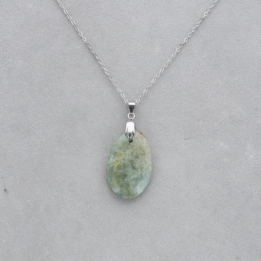 Aigue Marine Cabochon percé 47