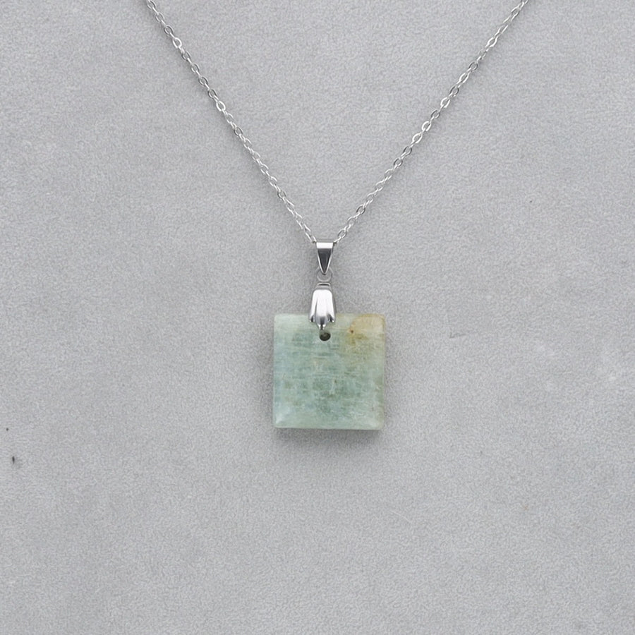 Aigue Marine Cabochon percé 48