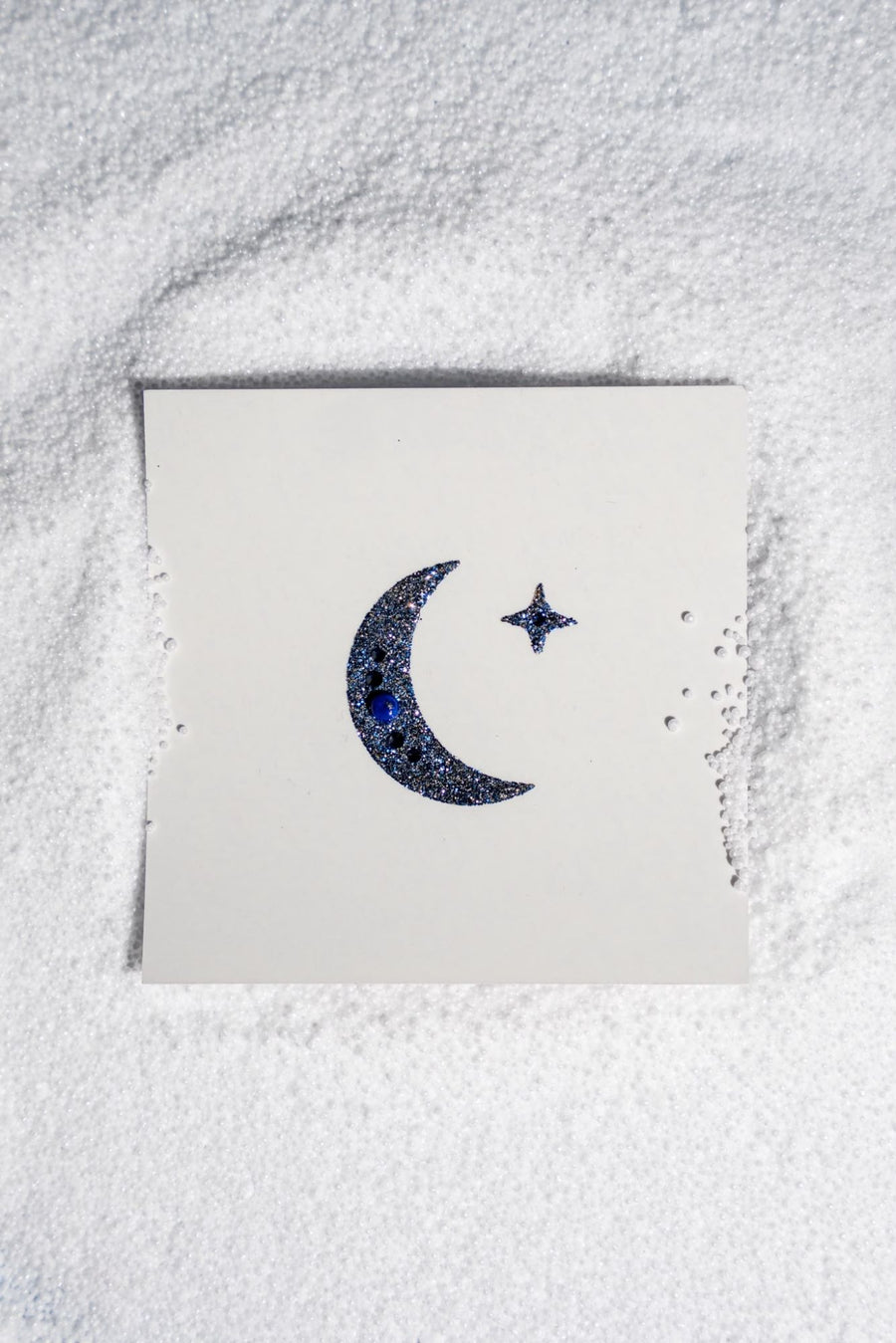 Jour 6 – La Lune et son étoile, bijou de peau bleu nuit et cristaux