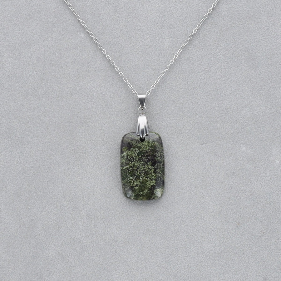 Dragon Vert Cabochon percé 22