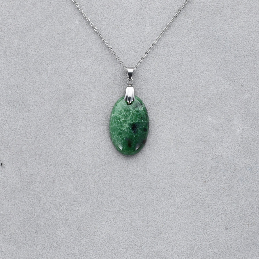 Fuschite Rubis Cabochon percé 52