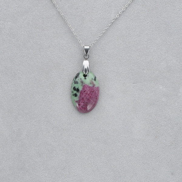 Fuschite Rubis Cabochon percé 67