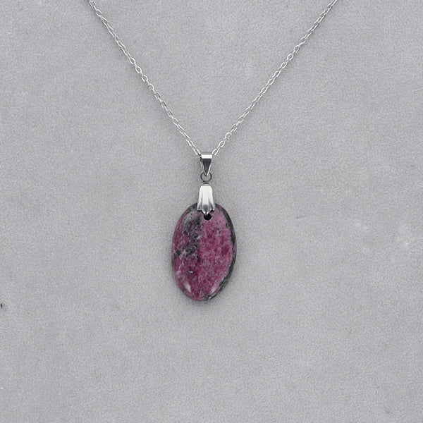 Fuschite Rubis Cabochon percé 77