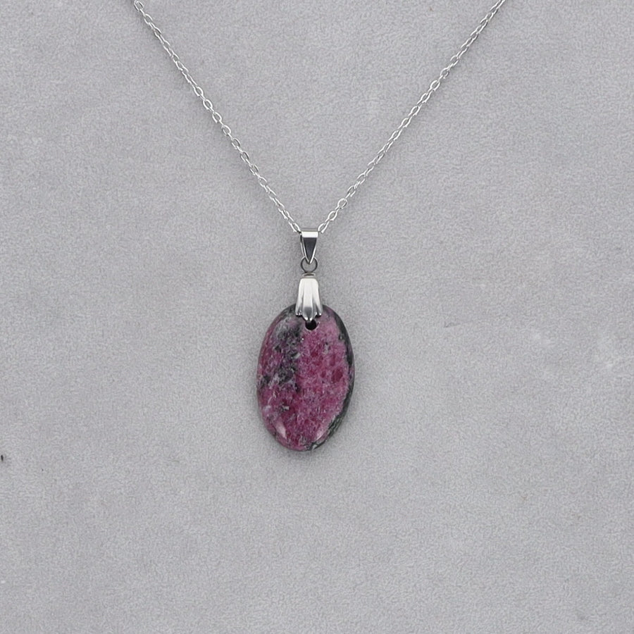 Fuschite Rubis Cabochon percé 77