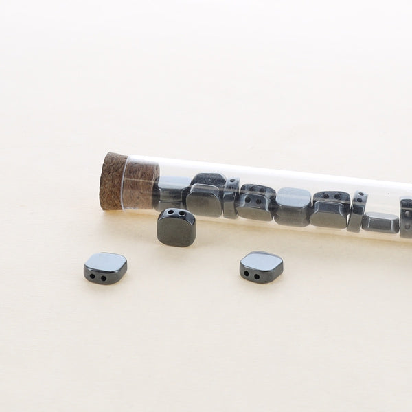 Hématite non magnétique 2 fils — carré