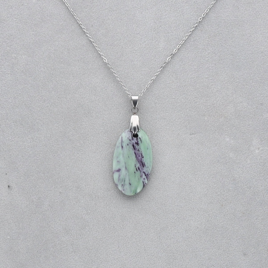 Kammererite Cabochon percé 41