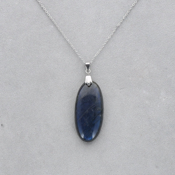 Labradorite Extra Cabochon percé 42