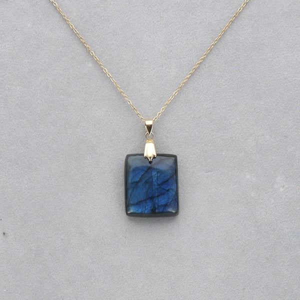 Labradorite Extra Cabochon percé 48