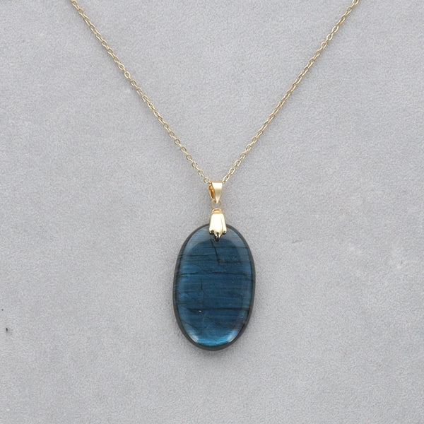 Labradorite Extra Cabochon percé 53