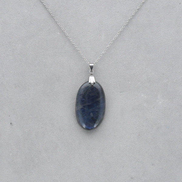 Labradorite Extra Cabochon percé 60