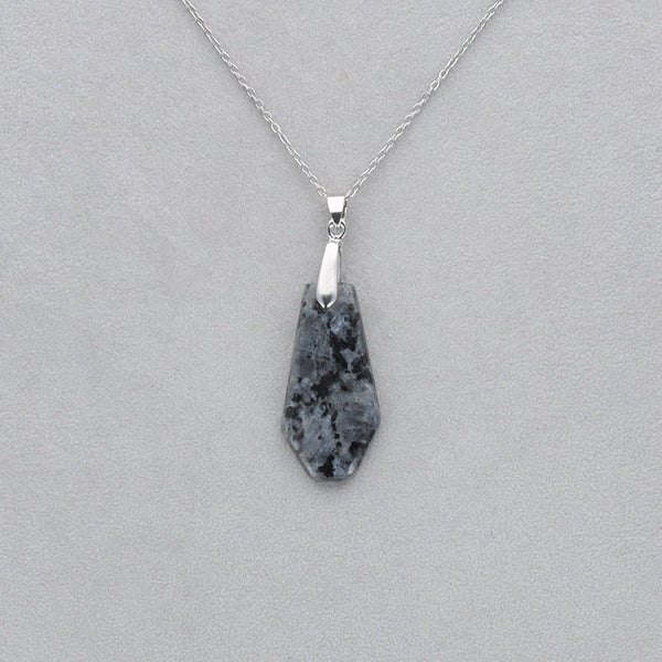 Larvikite Cabochon percé 14