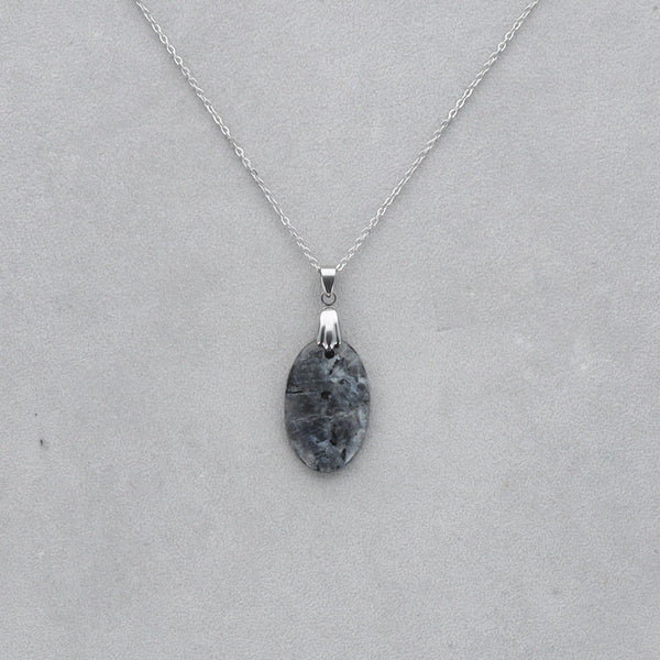 Larvikite Cabochon percé 43