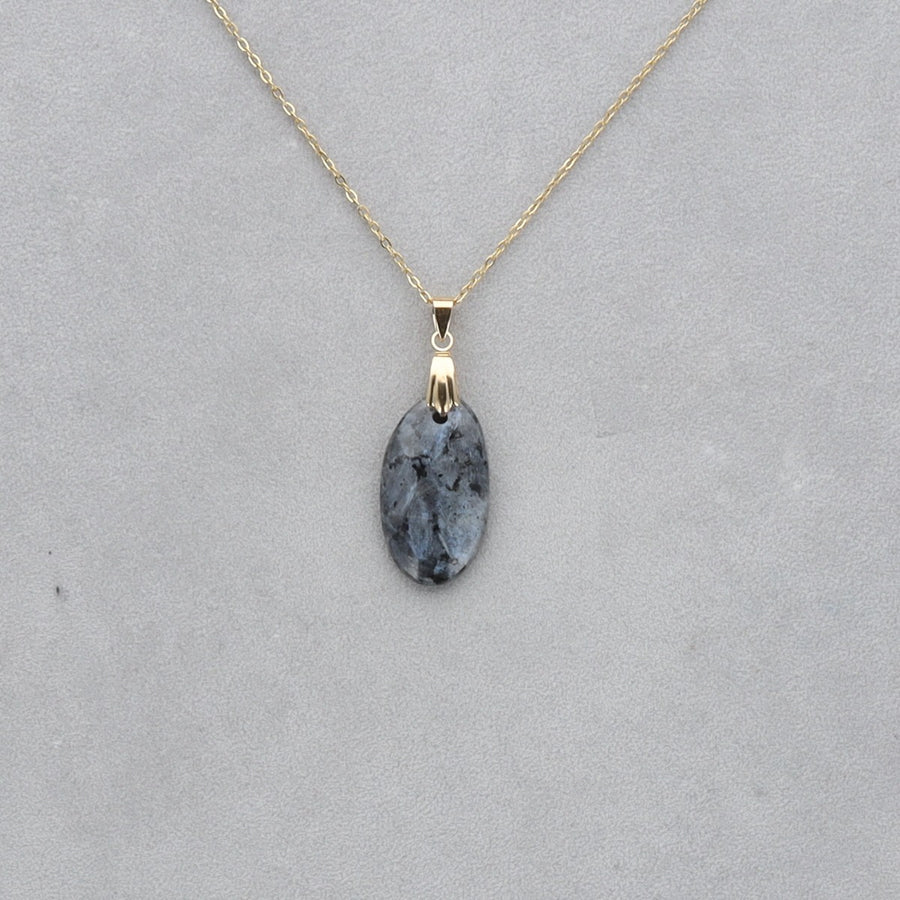 Larvikite Cabochon percé 49