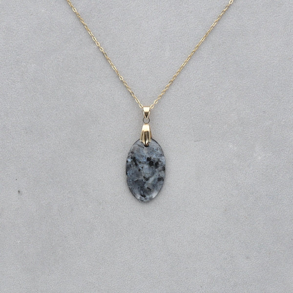 Larvikite Cabochon percé 50