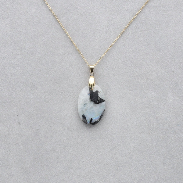Pierre de Lune Tourmaline Cabochon percé 45
