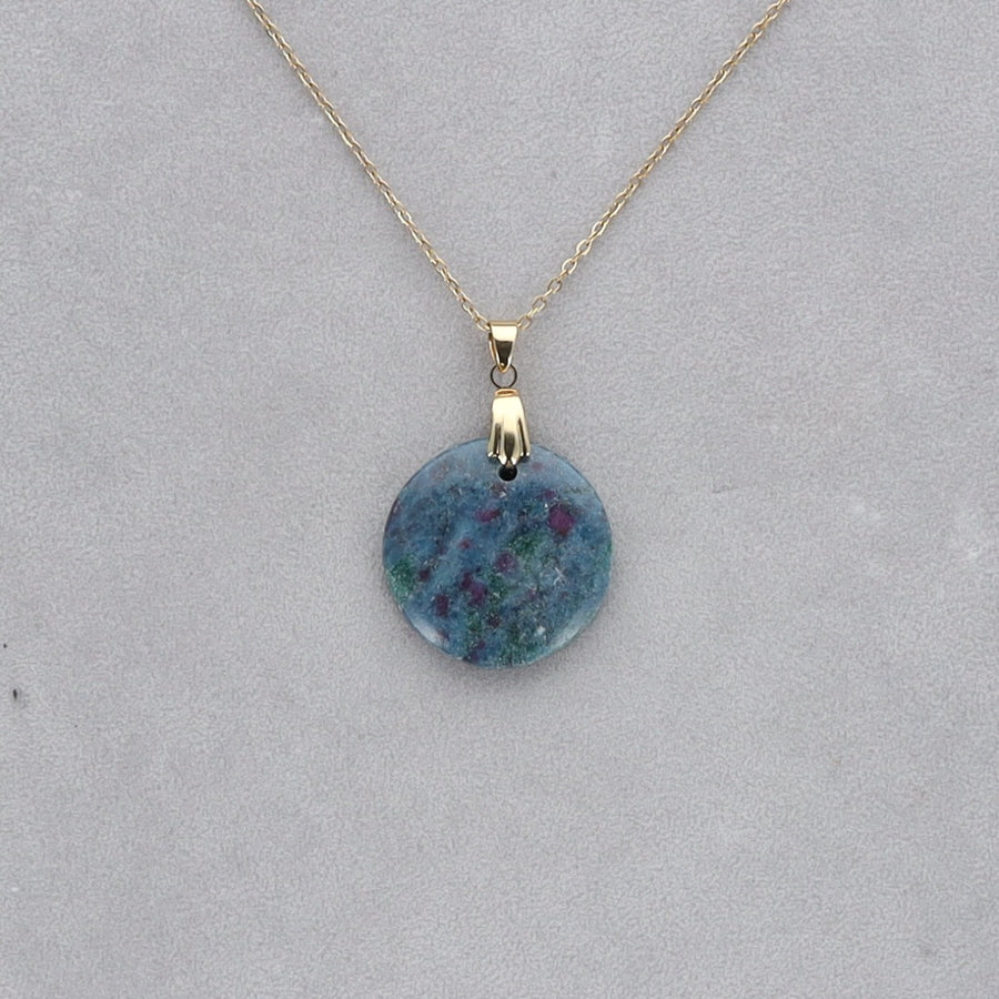 Rubis Cyanite Cabochon percé 5