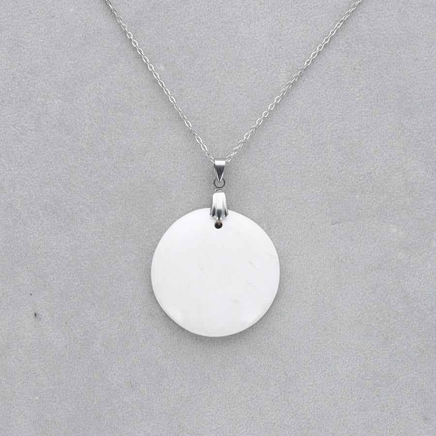 Scolécite Cabochon percé 46