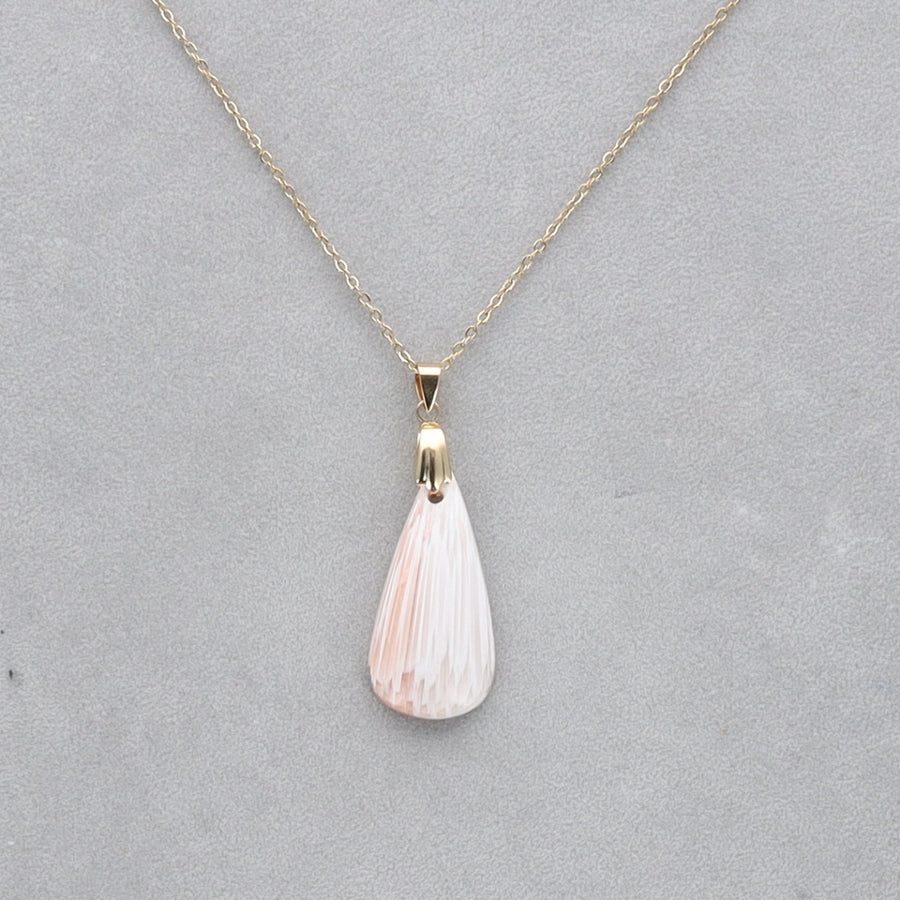 Scolécite Rose Cabochon percé 26