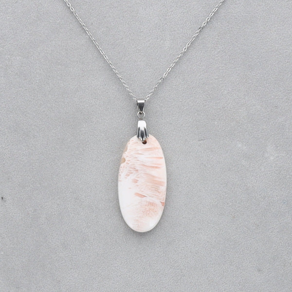 Scolécite Rose Cabochon percé 35