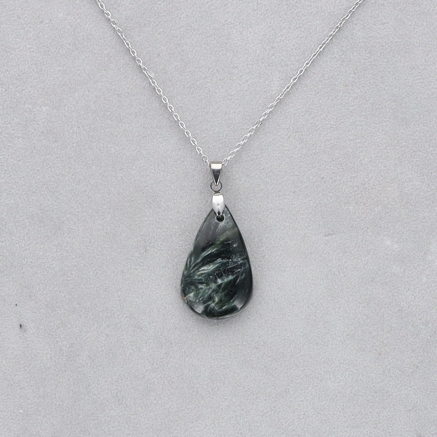 Séraphinite Cabochon percé 51