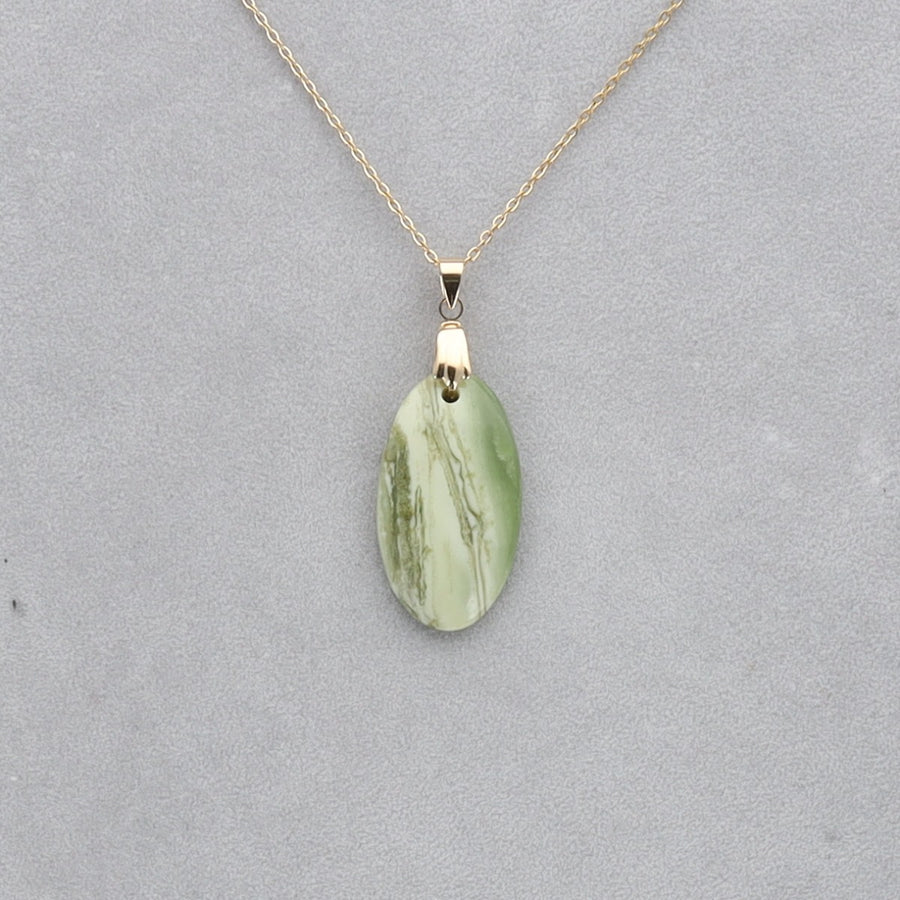 Serpentine Cabochon percé 12