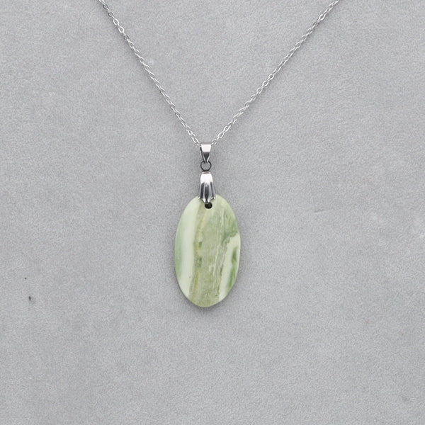 Serpentine Cabochon percé 16