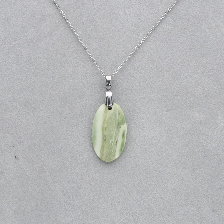 Serpentine Cabochon percé 16