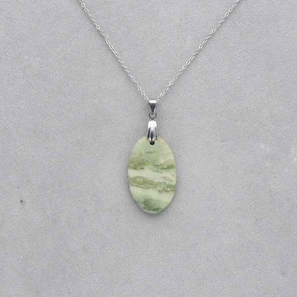 Serpentine Cabochon percé 19