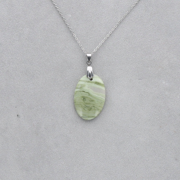 Serpentine Cabochon percé 22