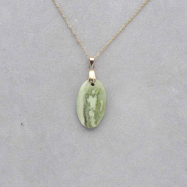 Serpentine Cabochon percé 32